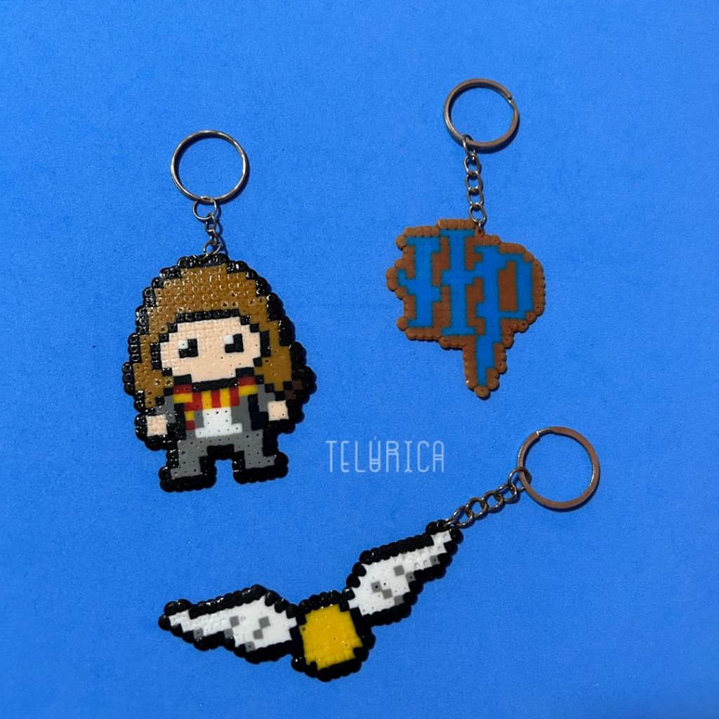 Chaveiro em Pixel Art - Harry Potter, Hermione, Rony, Pomo de Ouro, Lufa Lufa, Corninal, Sonserina
