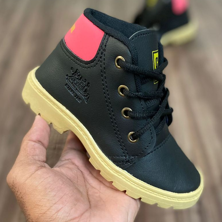 Bota Botinha Infantil Caterpillar Menino Menina Casual e Confortável Oferta! em Oferta na Shopee