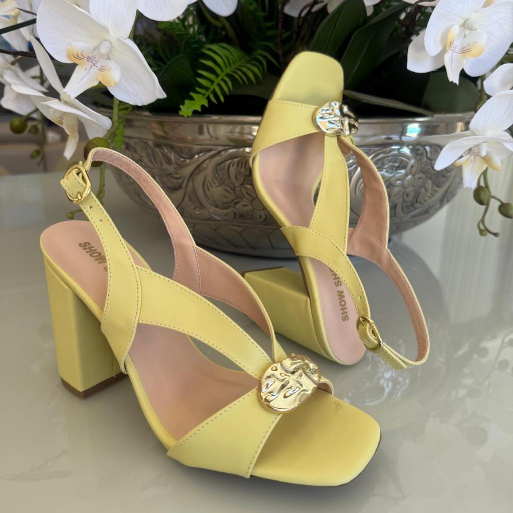 Sandalia Feminina Slingback Salto bloco 9 cm Enfeite detalhe cromado Elegante Confortável em Oferta na Shopee