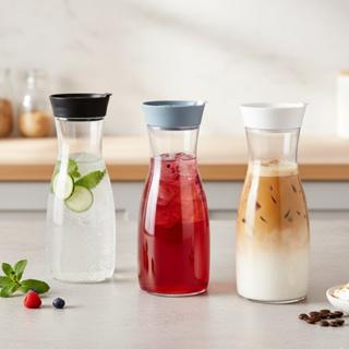 Kit 2 Garrafa de Água Geladeira Com Tampa de Rosca Vedada 1,80 Litros em Oferta na Shopee