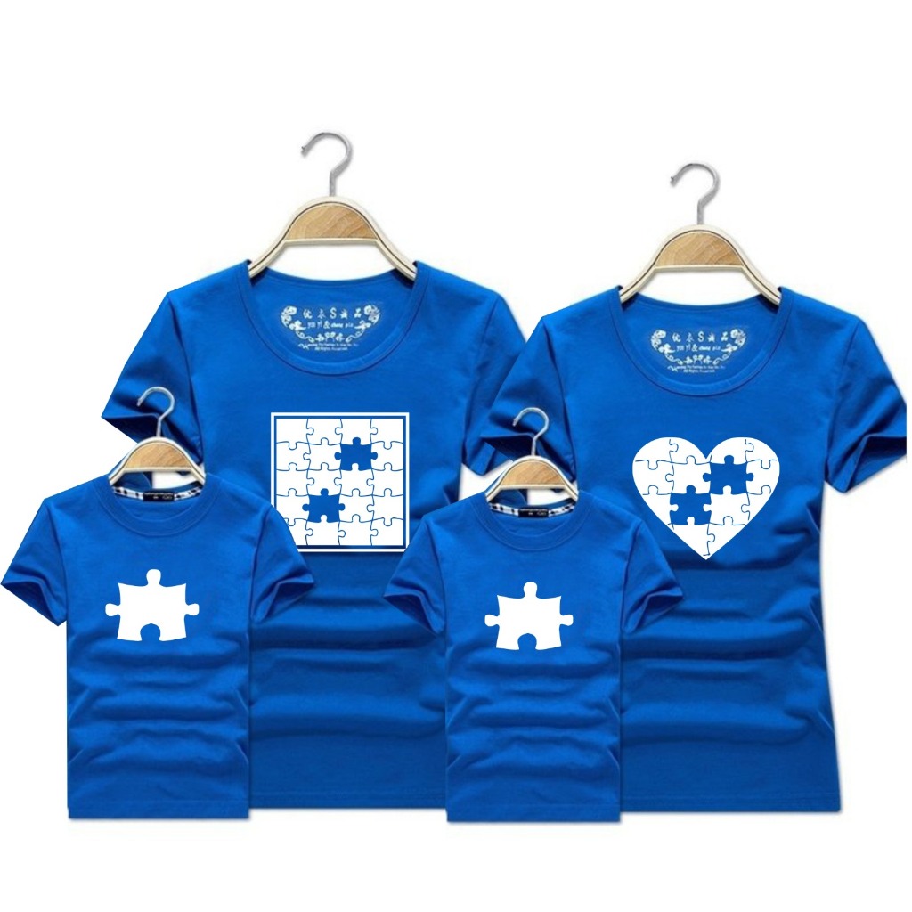 Kit camisetas família com 4 Desenho Quebra Cabeca Mae Pai Filho Filha Azul Com estampa Branca