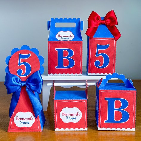 KIT CAIXINHAS PERSONALIZADAS VERMELHO E AZUL Lembrancinhas Aniversário Caixinha Personalizadas