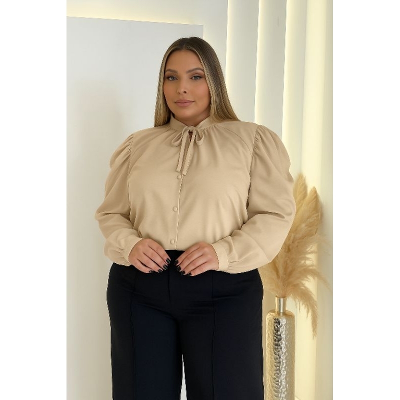 Blusa com laço na gola Plus Size em Oferta na Shopee