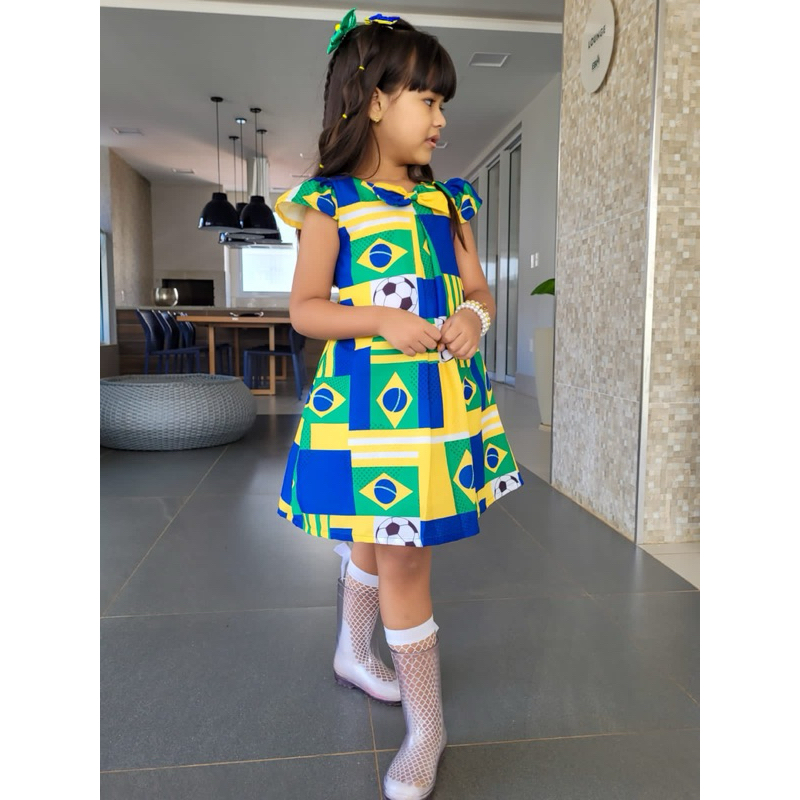 vestido seleção brasileira copa do mundo infantil estampa bandeira do Brasil