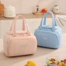 Lancheira Térmica TMZ14968 , Isolada Com Vários Bolsos E Design Isolado , À Prova D'água em Oferta na Shopee