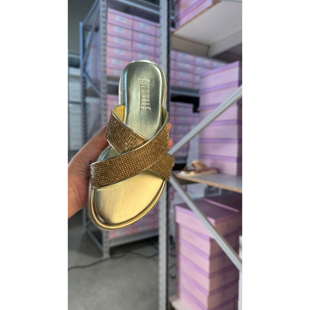 Papete Sandália Tamanco Flat Em X Glendale Manta Em Strass Ouro/Dourado Metalizado