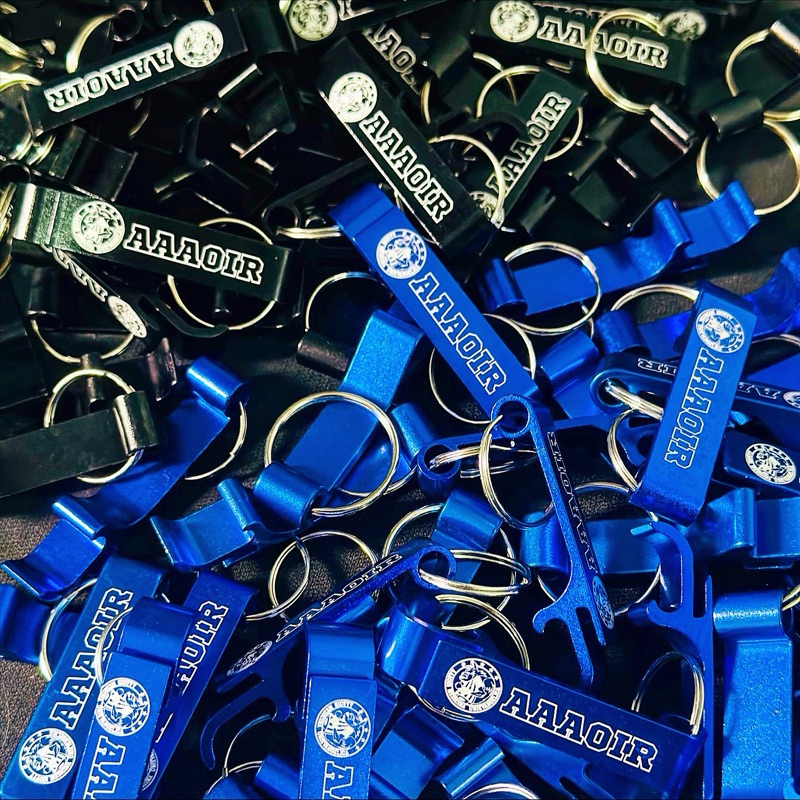Kit Chaveiros Personalizados Nome Empresa Logo Logomarca Abridor De Garrafa E Latinha Pé De Galinha Em Alumínio