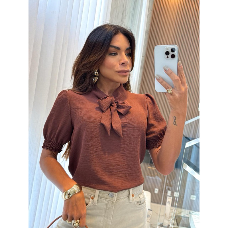 blusa laço  manga curta Cod:  154