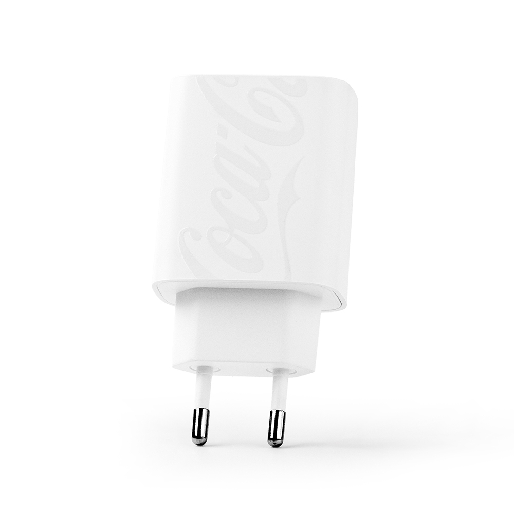 Carregador Turbo USB-C 30W Branco | GaN Charger Coca-Cola em Oferta na Shopee
