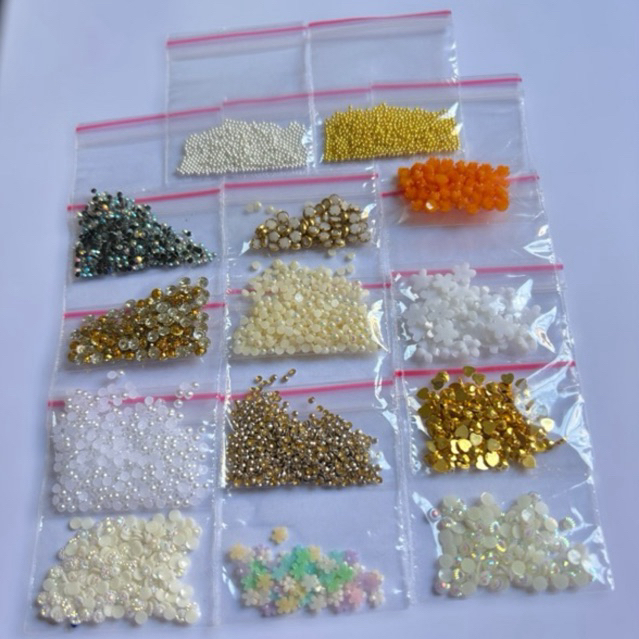 Kit Pedrarias De Unhas Caviar Metal Margarida Aurora Meia Pérola Flor Jasmin