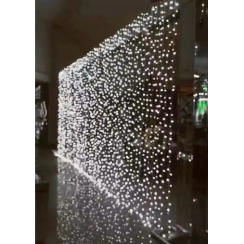 CORTINA DE LED COM 400 LÂMPADAS COM 8 FUNÇÕES | TAM.:4X3 METROS C/400 LEDS | 110 VOLTS | TOMADA M/F