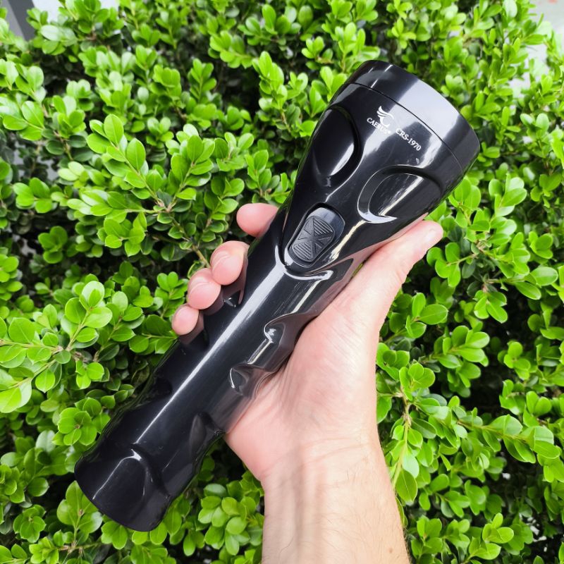Lanterna Recarregável Caerus Super Brilhante Bi-volt 1 Watts All Black