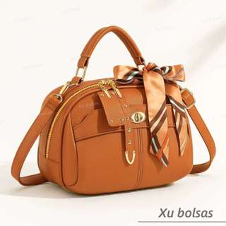 Bolsa Feminina Transversal Luxa Com Lencinho Bau Tiracolo Espaçosa Em Couro PU Estruturada Media Com Alça A1045# em Oferta na Shopee