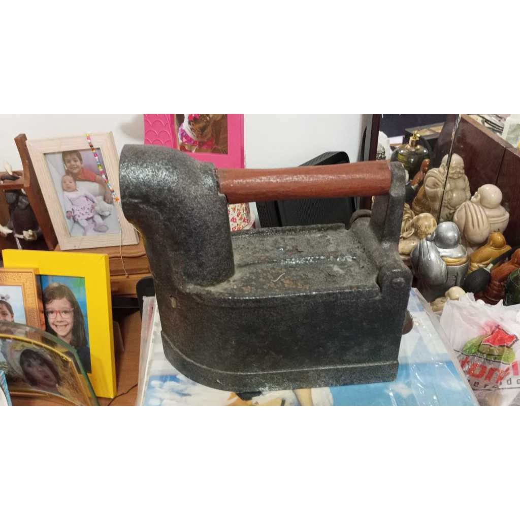 Ferro De Passar Roupas À Brasa Antigo Nr 8 Gigante #av