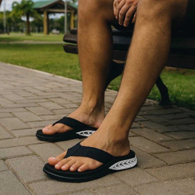 Oferta Especial em Chinelos Casuais Confortáveis para Todos os Estilos em Oferta na Shopee