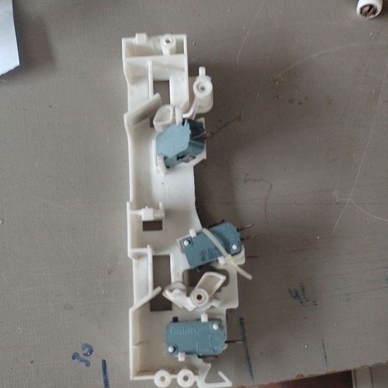 suporte microchaves microondas brastemp bms45bbhna leiam descriçao