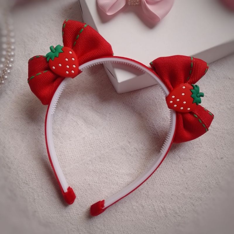Tiara morango, arco frutinha, tiara infantil morango, arco com laço em pé
