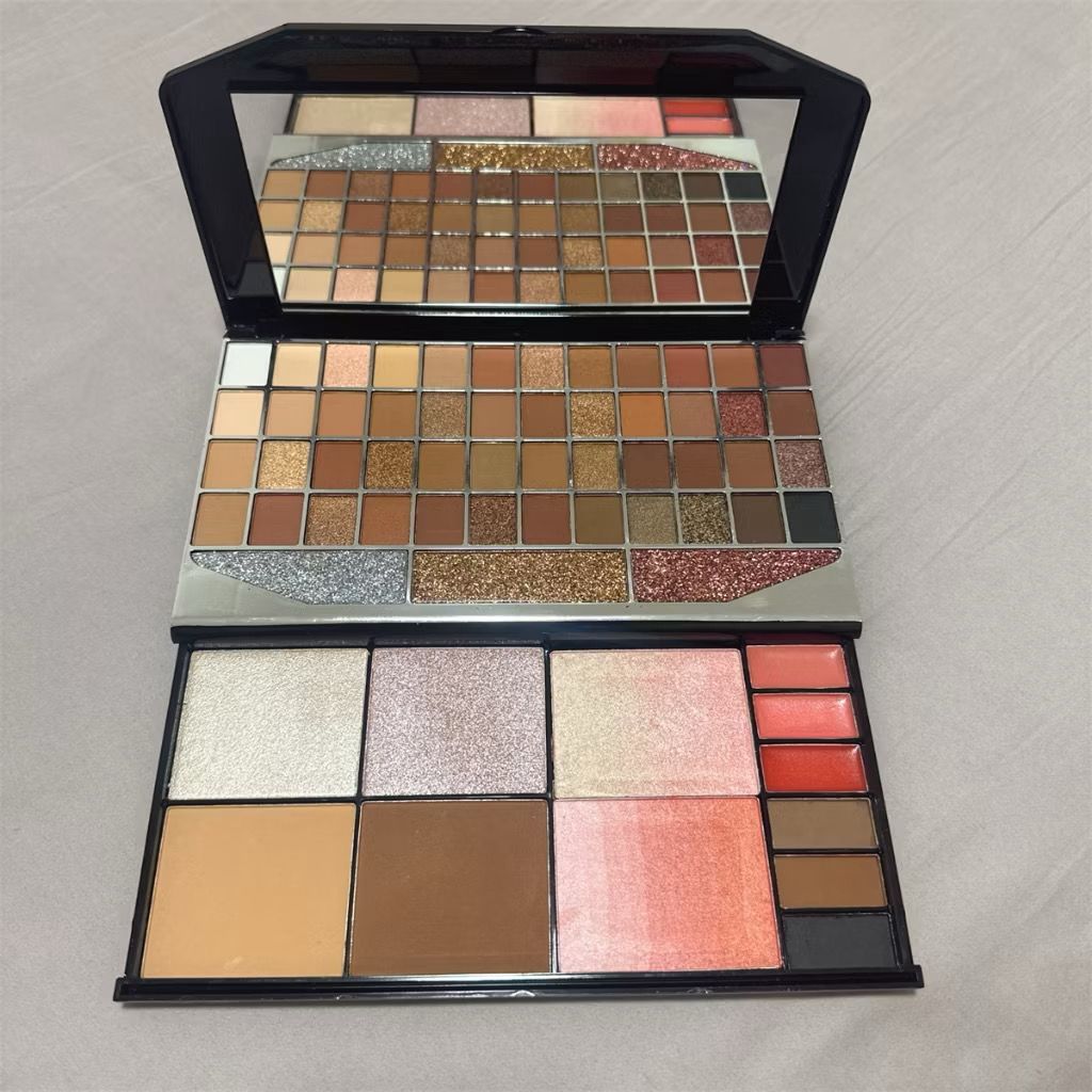 Estojo Paleta de Maquiagem Completa 80 Cores Contorno Iluminador Blush Batom Presente Dia das Mães