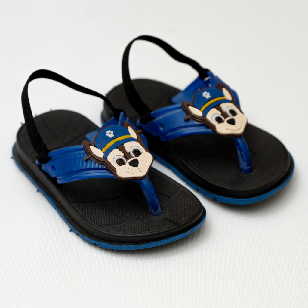 Chinelo de Dedo Masculino Infantil Preto Com Elástico Atrás Segurança e Conforto