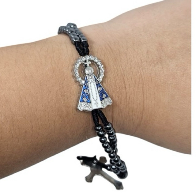 Terço Pulseira de Nossa Senhora Aparecida em Pedra Hematita com Strass