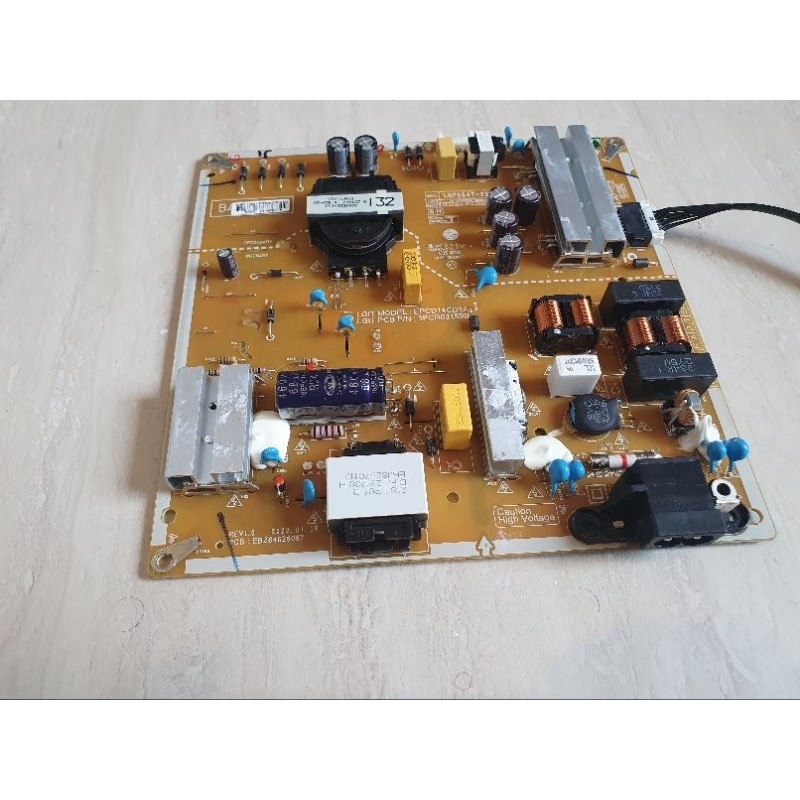 Placa Fonte TV LG NanoCell 55UR871C0SA, 55UT8050PSA, 55UT801C0SA, 55UM670H0UA, 55UQ7950PSB.  Eay65895569