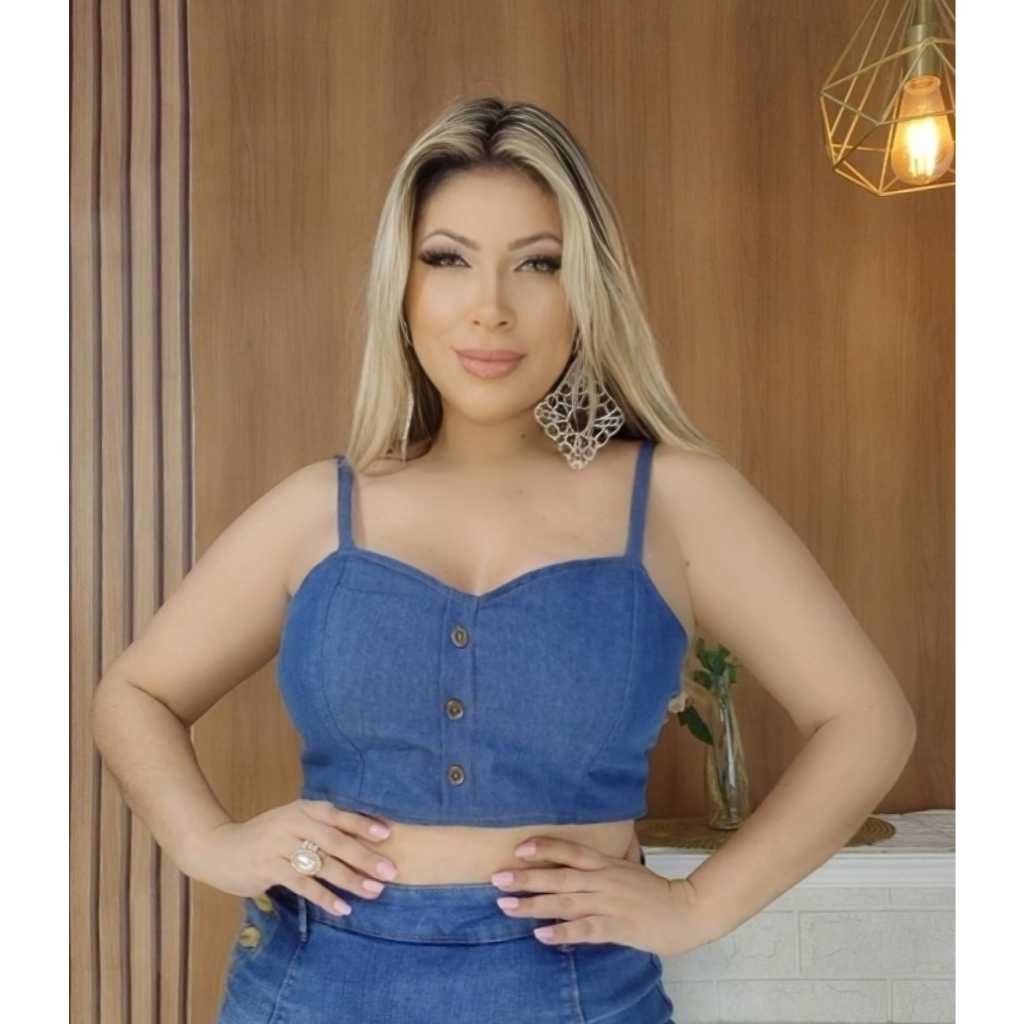 Cropt Jeans Feminino com Botões Frontais Moda Tendência Confortável Envio Rápido Qualidade Premium Top em Oferta na Shopee