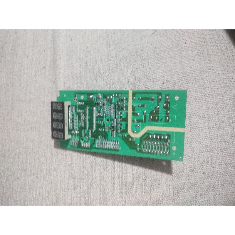 placa microondas Electrolux ME21G 70289931