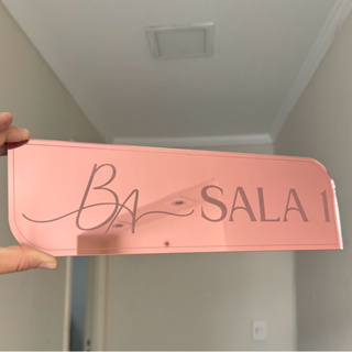Placa Identificação Sinalização De Porta Personalizada em Acrílico 2mm - 1 Unidade - 30x9Cm em Oferta na Shopee