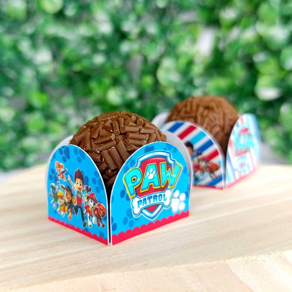 50 a 200 Forminhas para Docinhos Patrulha Canina Personalizadas 4 Pétalas Brigadeiro Festa Aniversário Doces