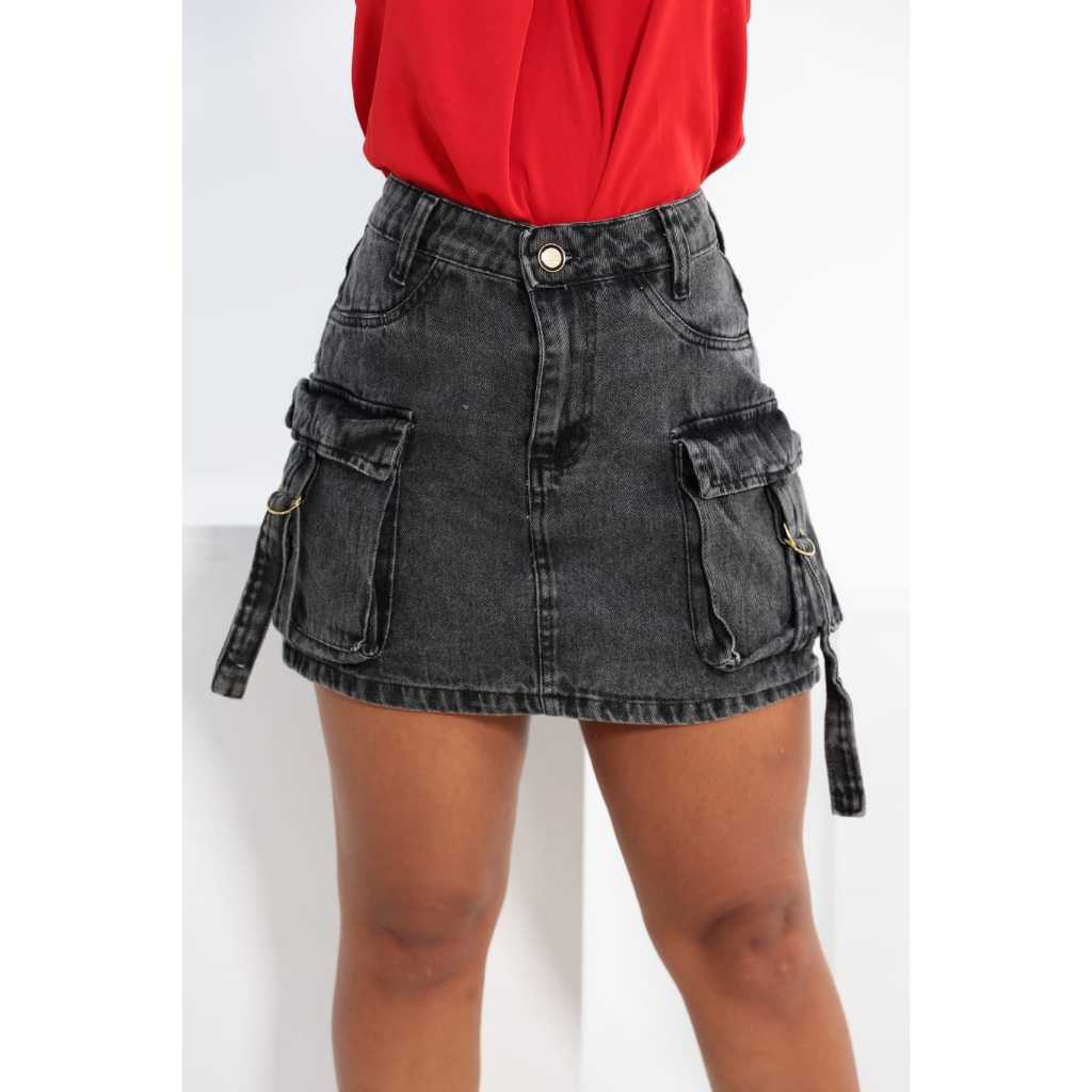 Mini Saia Cargo Jeans Black Preta Bolso Lateral Blogueira Curta Vintage Festival Show