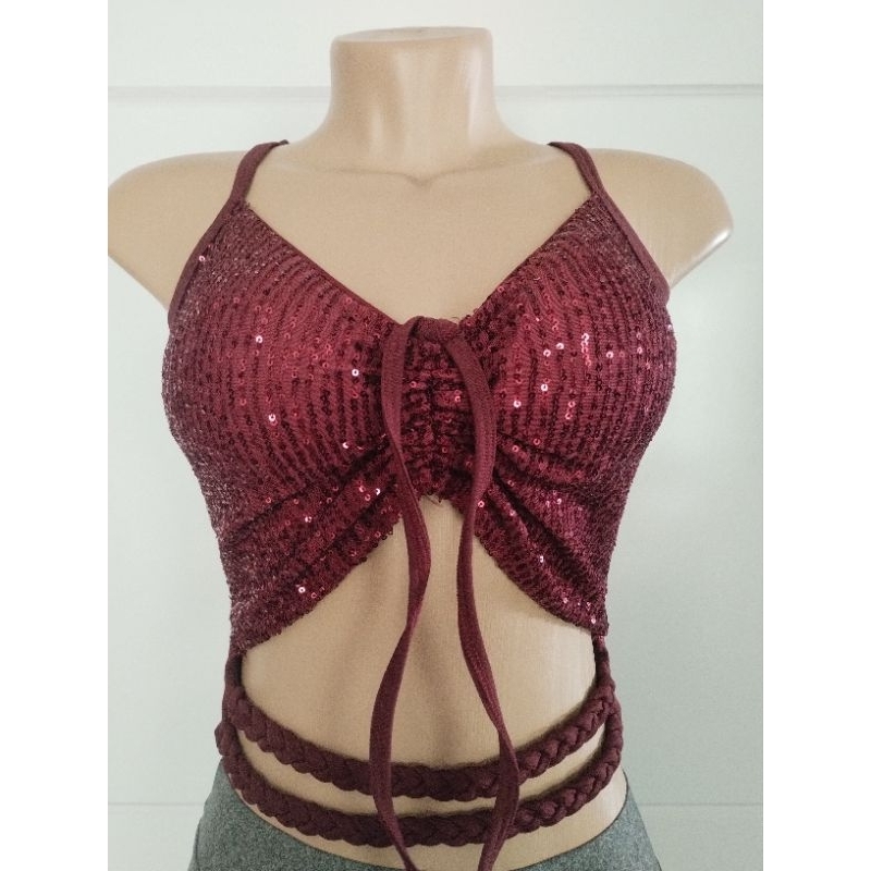 BLUSA CROPPED DE ALCINHA LANTEJOULAS FRENTE DETALHES EM TRANSA  COM ELASTANO. LINDÍSSIMA