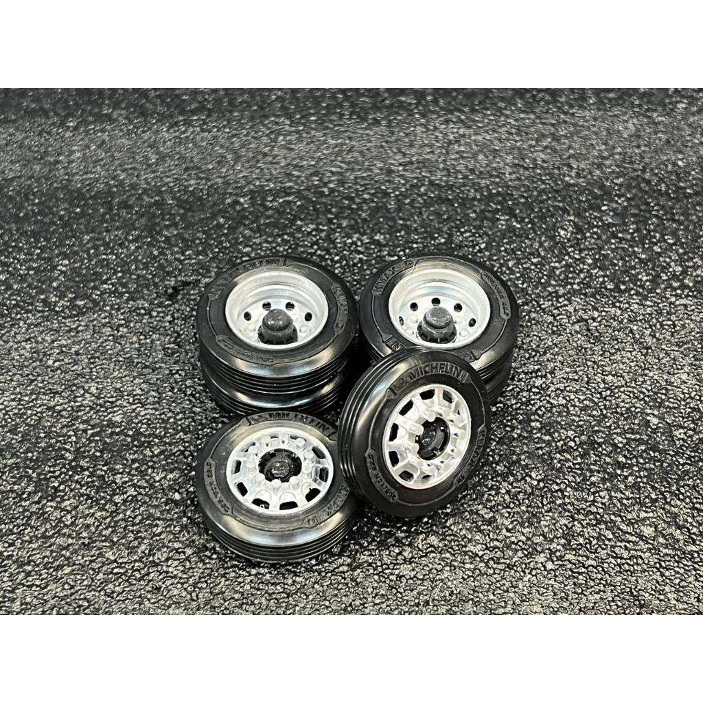 Kit 2 pares rodas SpeedLine Com Pneus em Borracha Para Cavalo/Caminhão Toco Miniatura Escala 1:32