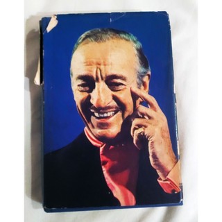 Livro Bring on the Empty Horses por David Niven