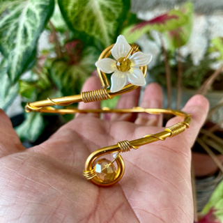 ✨LANÇAMENTO Bracelete Flor com Cristais Alta Qualidade Moderno Exclusivo Hippie Praiano Místico Dourado Prata✨ em Oferta na Shopee