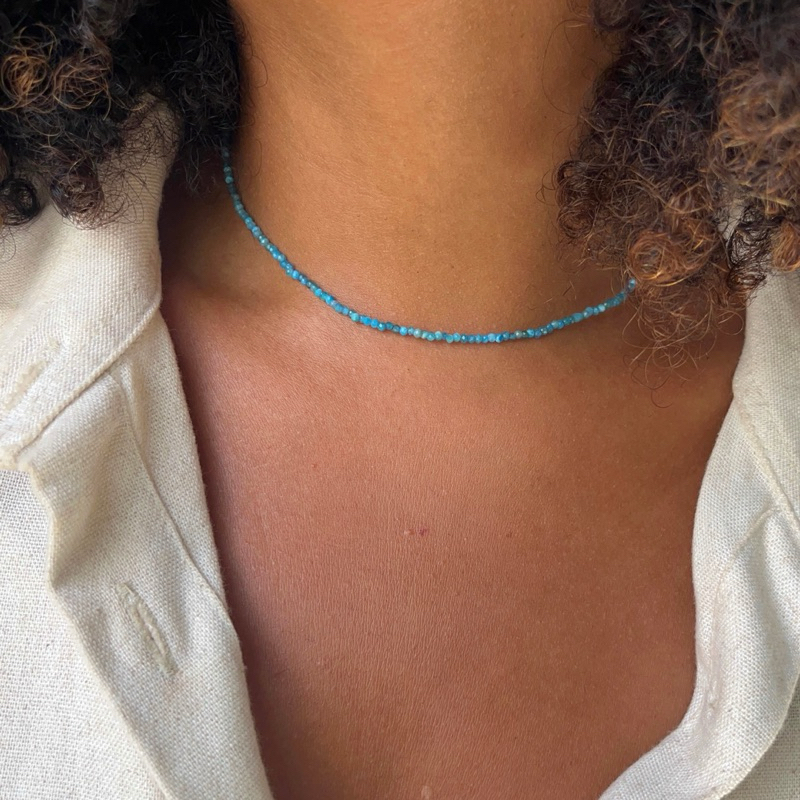 Choker pedra natural APATITA AZUL Multifacetada 2mm