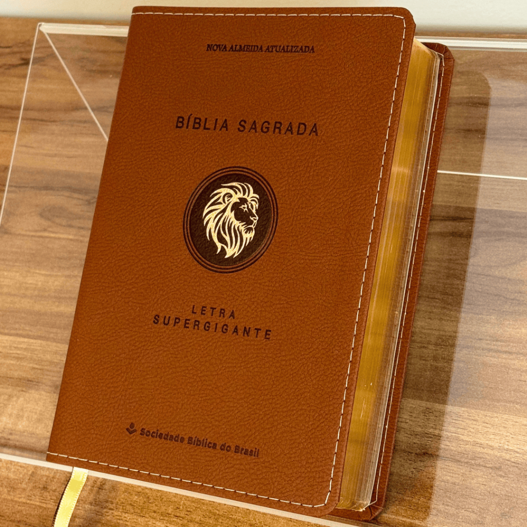 Bíblia Sagrada | Letra Supergigante | NAA | Capa Marrom Leão em Oferta na Shopee
