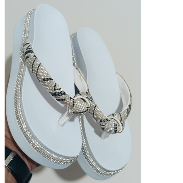 Papete Chinelo Plataforma Birken Flat Feminino Strass Confortavel Macia Lançamento 2026