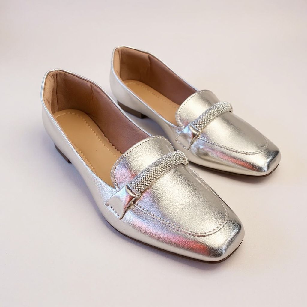 Sapatilha Feminina Confortável Luxo Elegante Mocassim Sapato Feminino Bico Quadrado Prata Strass em Oferta na Shopee