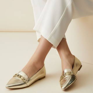 Sapatilha Feminina Mocassim Bico Fino Confort Casual Corrente Metalizado Ouro Light em Oferta na Shopee