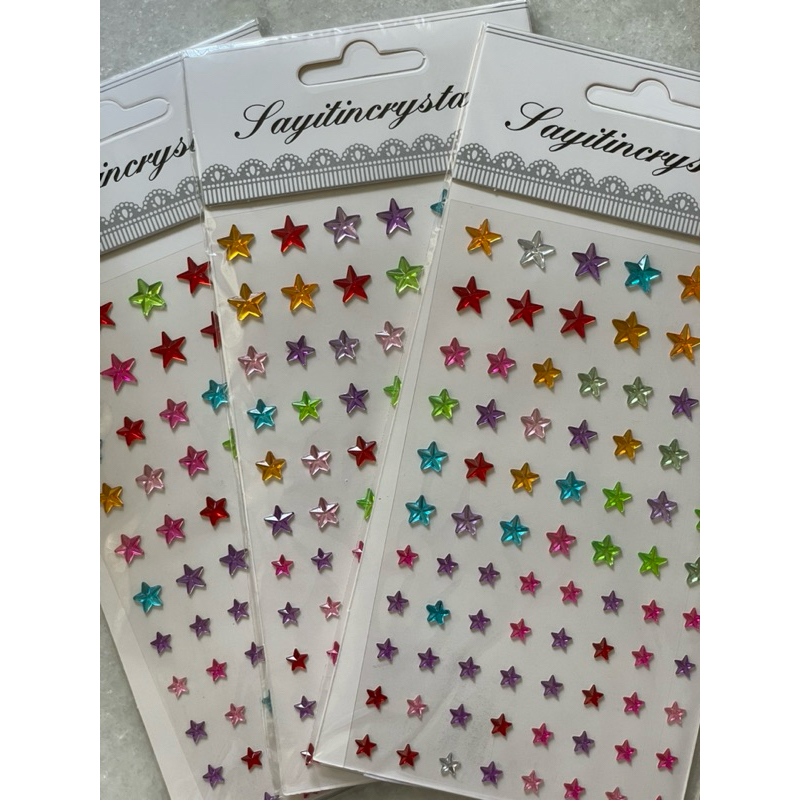 CARTELA DE ADESIVOS DECORATIVOS – VÁRIOS TAMANHOS - TRÊS FORMATOS: FLOR, ESTRELA OU CORAÇÃO E BOLINHAS