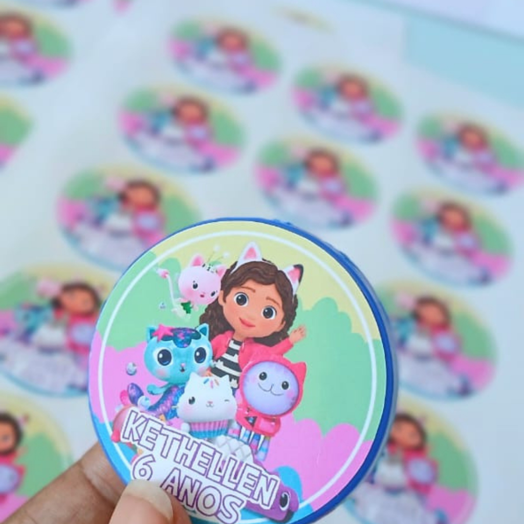 Adesivos personalizados e recortados 5x5cm  para Lembrancinhas - Pirulitos - Latinhas - Caixinhas