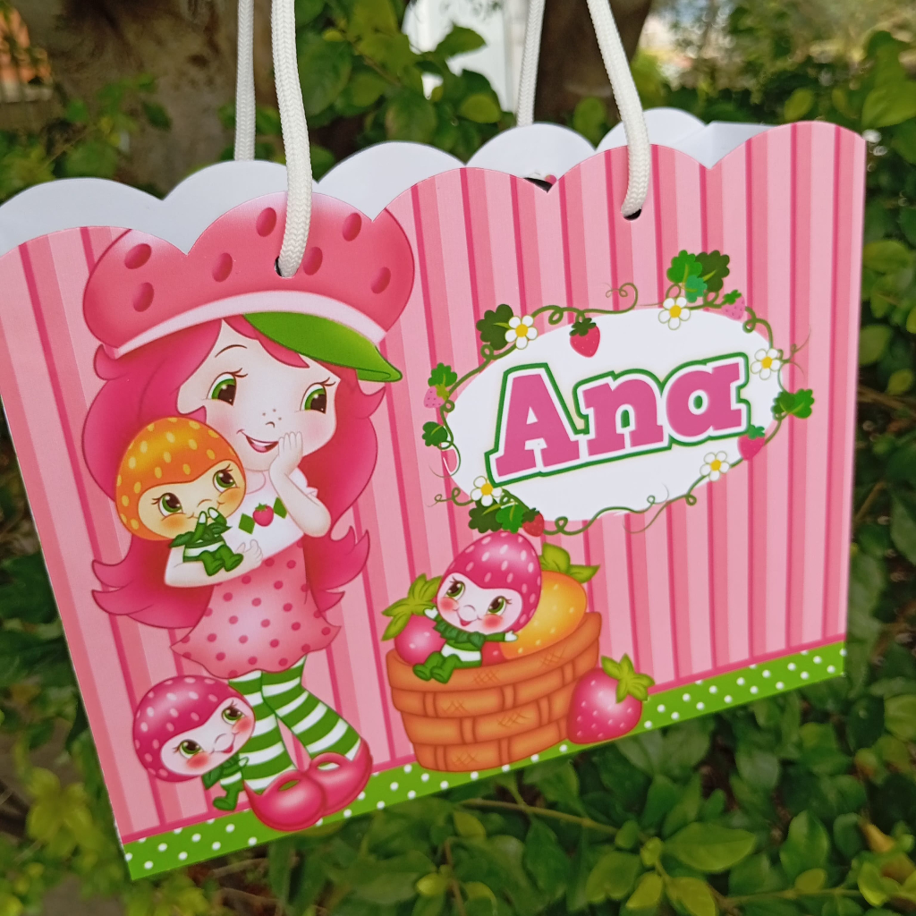 Kit Sacolinhas Personalizadas Moranguinho com Nome e Idade Lembrancinha Infantil