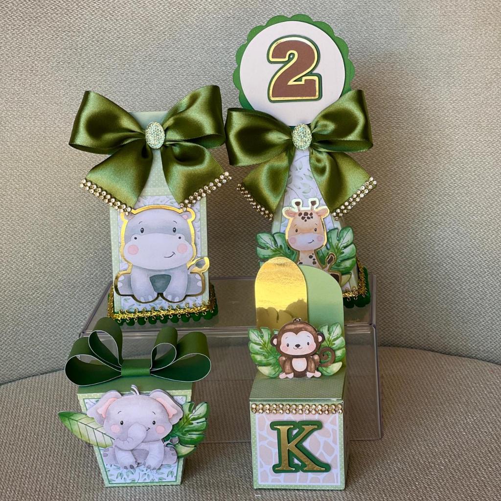 Lembrancinha Personalizada Kit Luxo Safari |MONTADO, C/ LAÇO  E COM TAG 3D/ Caixinhas / Aniversário