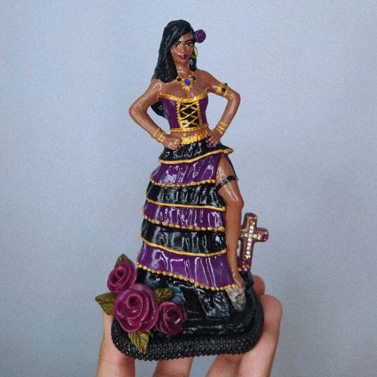 Imagem/ Escultura Pomba Gira 15cm em Gesso Personalizável/ Pomba Gira do cabaré/ 7 Saias/Quitéria/ Padilha/Preto e Roxo