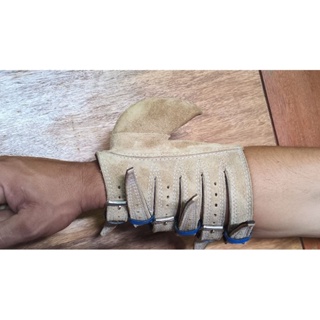 Luva profissional 6 atacas reforçada com couro de bode em Oferta na Shopee