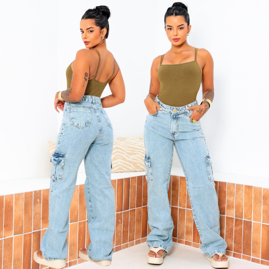 Calça Jeans Feminina Wide Leg Cargo Cintura Alta com Bolsos Laterais - Camarote Jeans