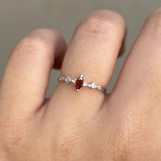 Anel Solitário Navete Prata 925 (Vermelho)