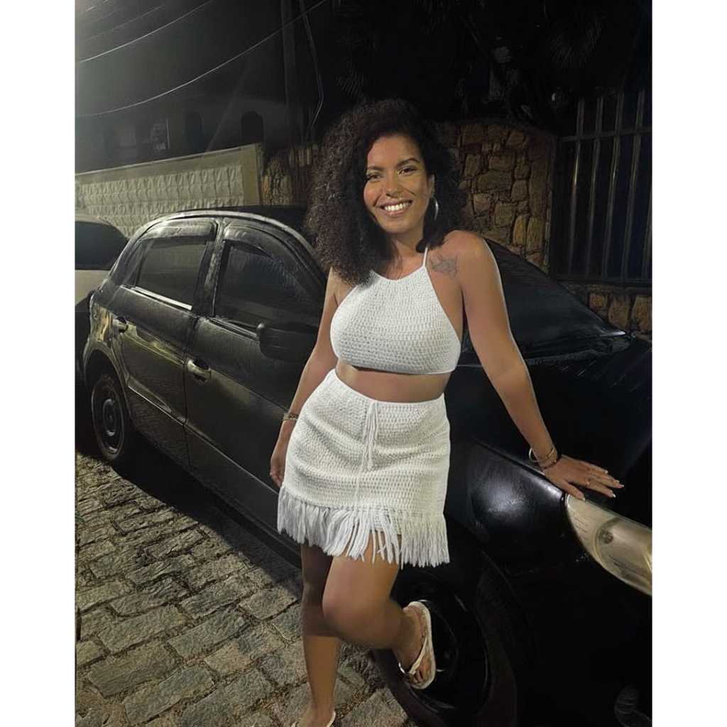 Conjunto feminino com top | crooped e saia com franja artesanal em crochê | feito à mão | s/ forro |algodão | plus size.