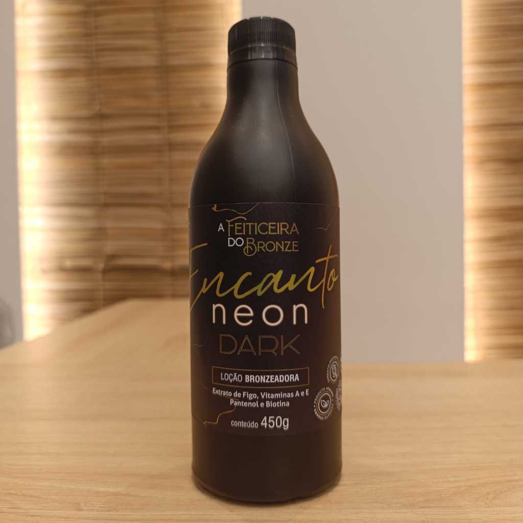 Encanto Neon Dark A feiticeira do Bronze