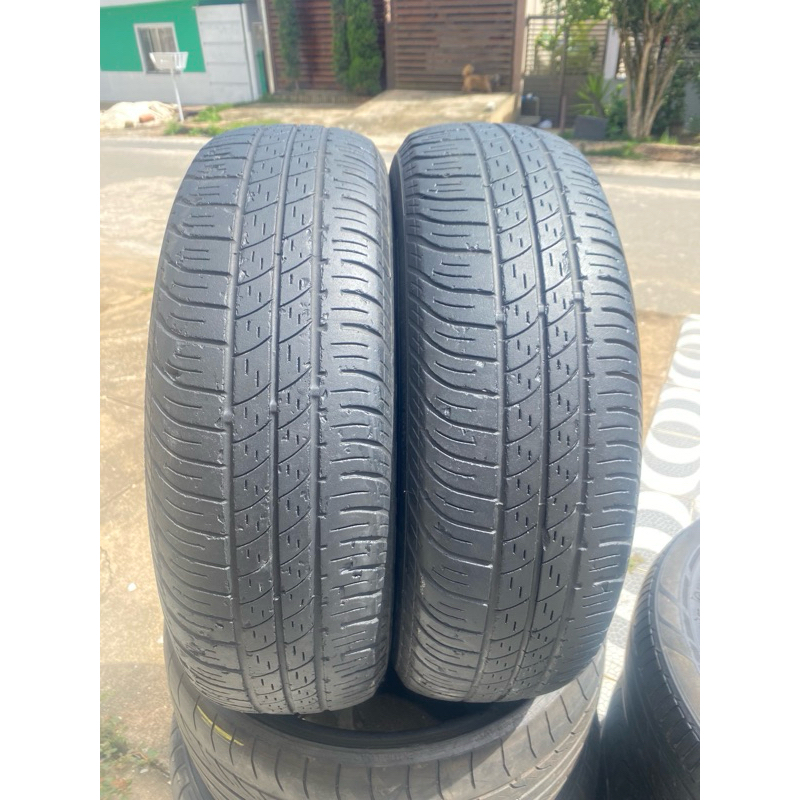 Par Pneus Aro 15 175/65R15 Usados